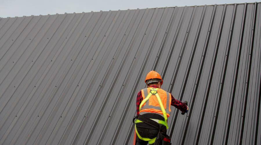 Professional gutter cleaning in South Lancaster, MA